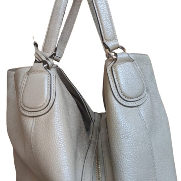 Medium Size Tan COACH  Leather Handbag - Picture 9 of 10